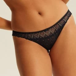 Culotte Noir Sublime AMELIA 6 Culotte Noir Sublime AMELIA -Soutiens-gorge Boutique BL02481 03A WEB 1 400eff31 a36c 471c 9089 2b00857f25ce