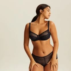 Culotte Haute Noir Sublime AMELIA -Soutiens-gorge Boutique BL03481 03A WEB 3 9bcba36e 1f48 4021 aa71 dc75ec4d256d