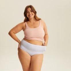 Culotte Très Haute One Size Star White JUST ONE MICRO -Soutiens-gorge Boutique BL04600 016 WEB 3 8c473696 b54b 4de6 846e 71916fef3d3c