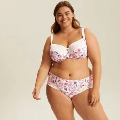 Shorty Ivoire Imprimé MARBELLA -Soutiens-gorge Boutique BL07494 9A6 WEB 3 17f60a3e 4525 44d0 81d8 fee1c1e90306