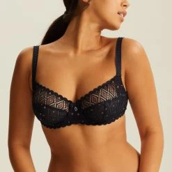 Soutien-gorge Emboîtant Avec Armatures Noir Sublime AMELIA -Soutiens-gorge Boutique BL14481 03A WEB 11