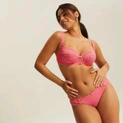 Soutien-gorge Emboîtant Avec Armatures Cherry PAMPELUNE HARMONY -Soutiens-gorge Boutique BL14553 06B WEB 3 6f98bd7e 36f7 4321 a480 bcf8cea923f3