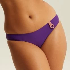 Culotte De Bain Violet MADDELANA 6 Culotte De Bain Violet MADDELANA -Soutiens-gorge Boutique BS02416 082 WEB 1 fc9d631d f9f2 47d3 8942 25de1a49ddd7